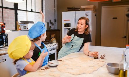 Cuisiner avec les enfants